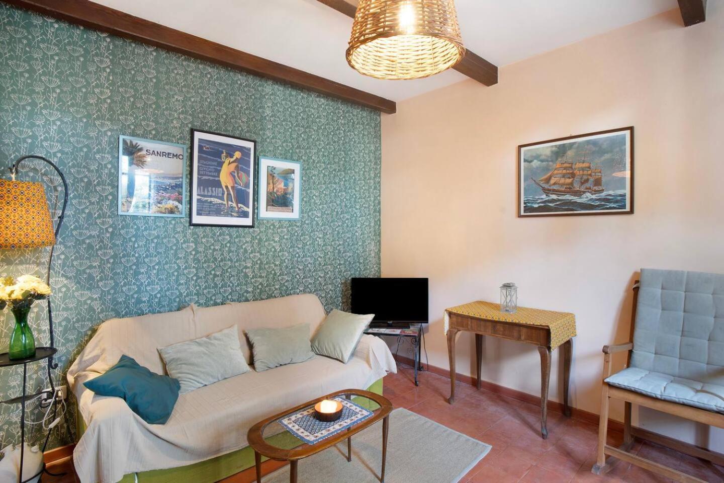 Torre Alpicella Holiday Home, A Scenic Escape Into Nature And Relaxation 迪亚诺马里纳 外观 照片