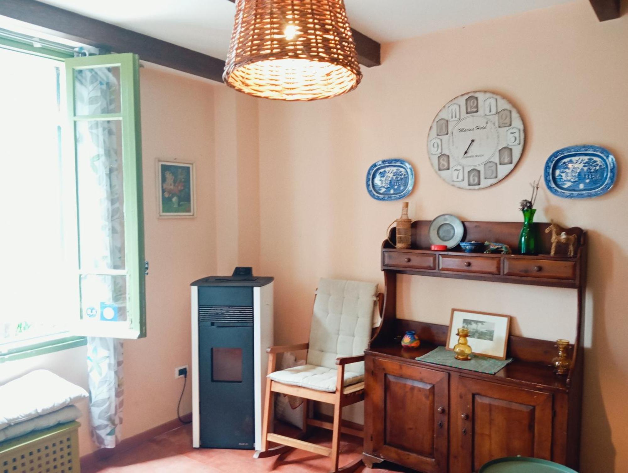 Torre Alpicella Holiday Home, A Scenic Escape Into Nature And Relaxation 迪亚诺马里纳 外观 照片